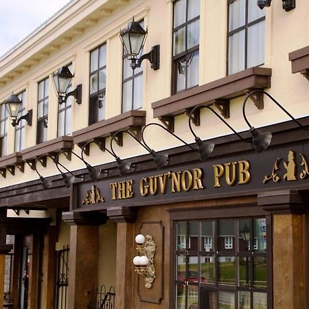 The Guv'Nor Inn Saint-Jean de Terre-Neuve Extérieur photo