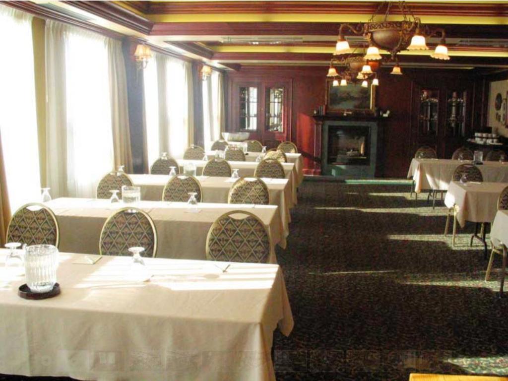 The Guv'Nor Inn Saint-Jean de Terre-Neuve Extérieur photo