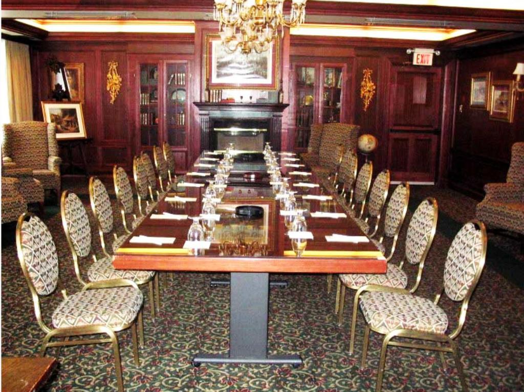 The Guv'Nor Inn Saint-Jean de Terre-Neuve Extérieur photo