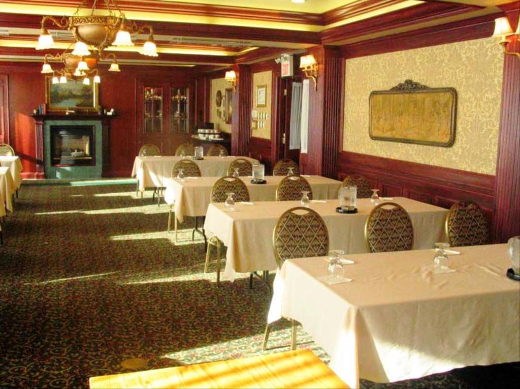 The Guv'Nor Inn Saint-Jean de Terre-Neuve Extérieur photo