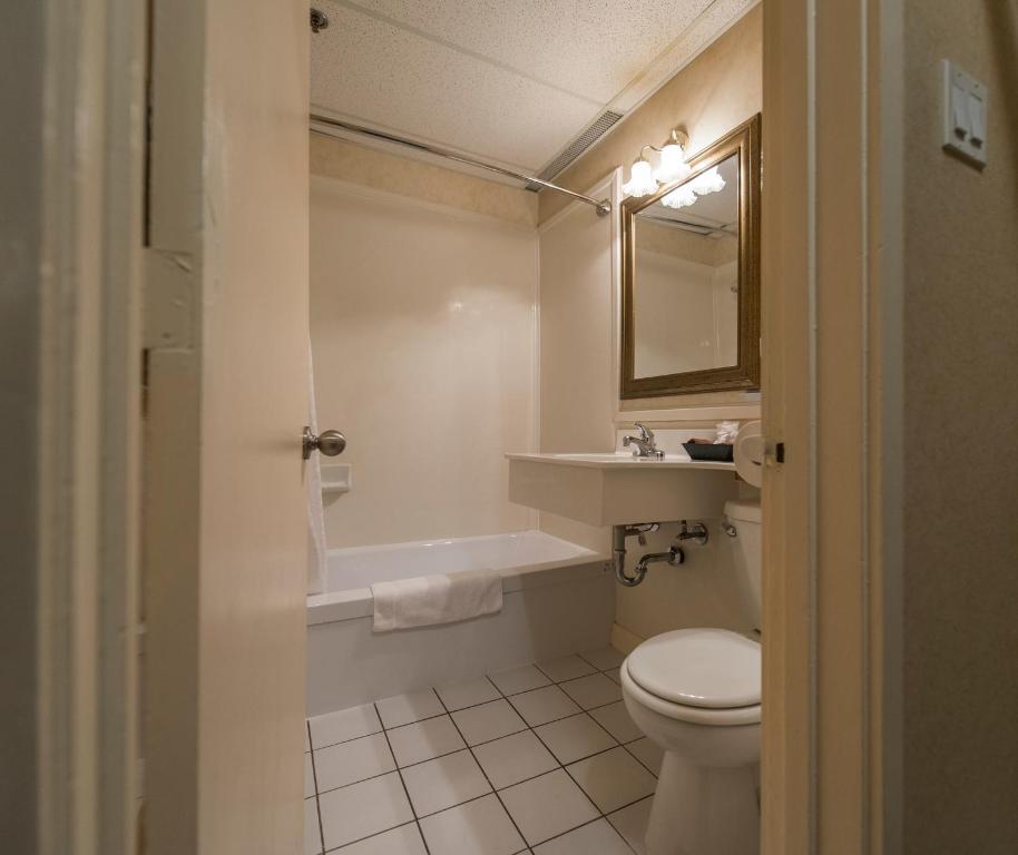 The Guv'Nor Inn Saint-Jean de Terre-Neuve Extérieur photo