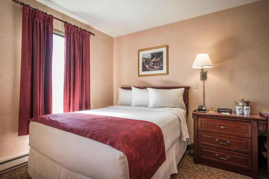 The Guv'Nor Inn Saint-Jean de Terre-Neuve Extérieur photo